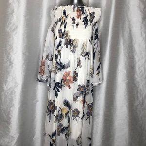 Flowing off white maxi dress size 3X